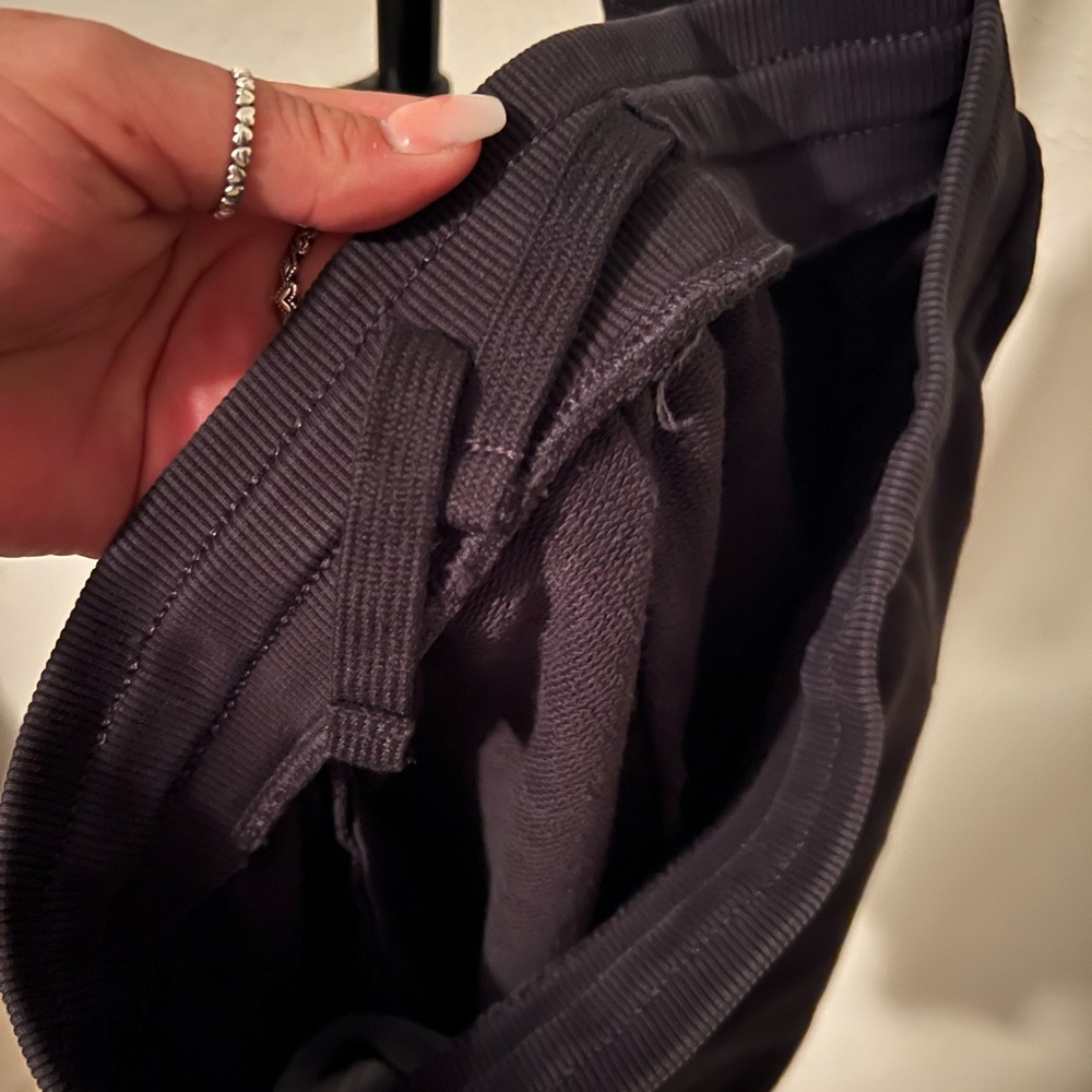 Mens Black Gymshark Sweat pant Shorts size M - Picture 6 of 7